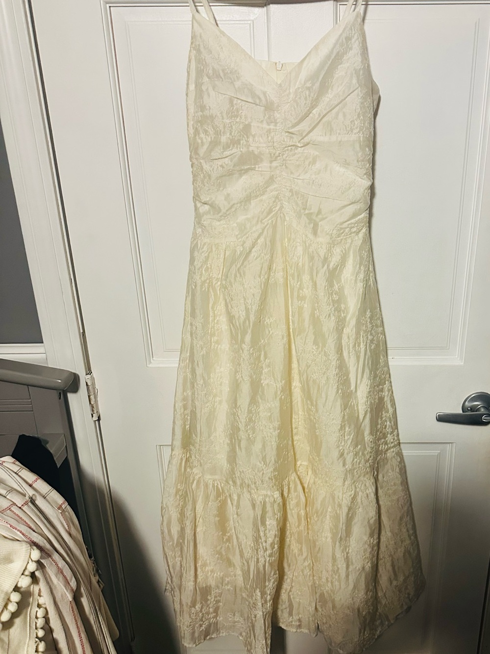 Source Unknown Cream Lace Spaghetti-Strap Dress